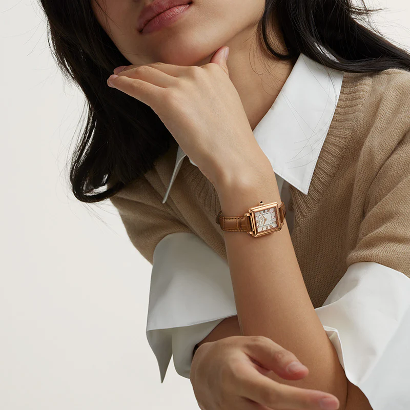 New Cube Mother of Pearl Calendar Watch - Image 3